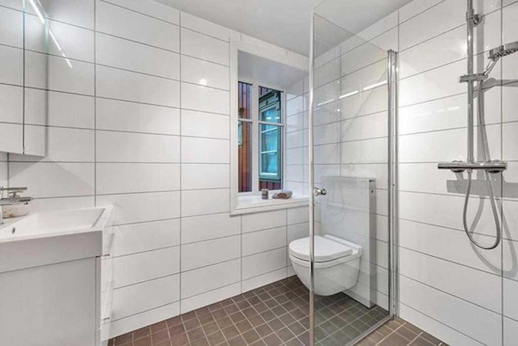 Cosy 2-Rooms Apartment In The City Center Тромсе Екстер'єр фото